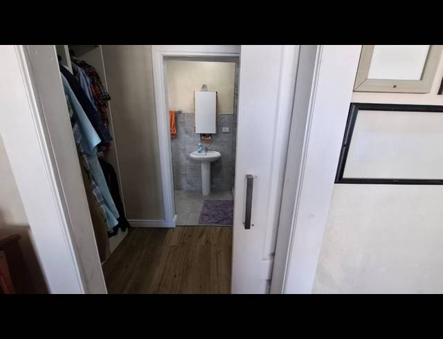 3 BEDROOM HOUSE FOR SALE IN STRANDFONTEIN